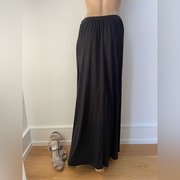 Maxi skirt with pockets - Picture 3 of 7